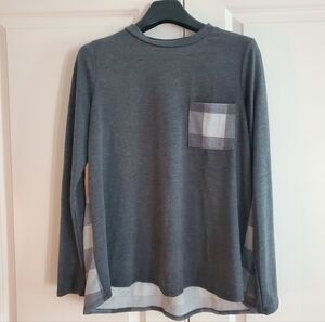 Luna Gray Long Sleeve Top with Plaid Accents, Size M, Women's